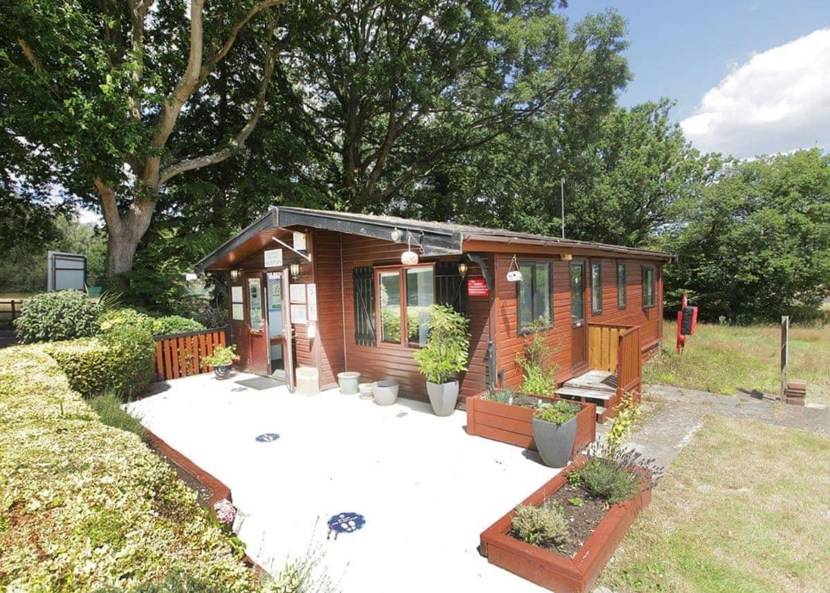 Mercury Yacht Harbour And Holiday Park Lower Swanwick Extérieur photo